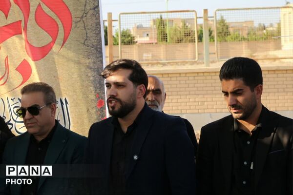 کلنگ‌ هنرستان ۶ کلاسه «زنده یاد محمد یوسف صنعتی» کوهپایه به زمین زده شد