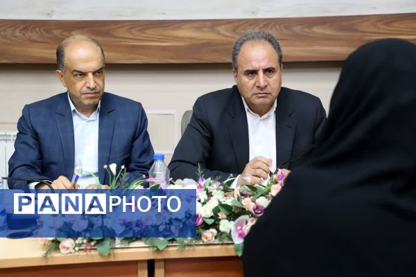 دیدار مردمی مدیرکل آموزش و پرورش آذربایجان شرقی در آستانه بازگشایی مهر