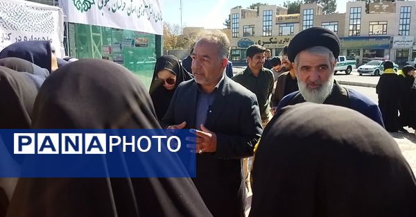 غرفه سازمان دانش آموزی محل همدلی و هم زبانی دانش آموزان