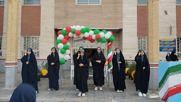 جشن شادمانی و آینده نگری در مدرسه ذبیح الله هوشیار ناحیه ۱ مشهد