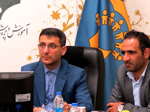نشست معاون پیشگیری و تشخیص توانبخشی سازمان آموزش پرورش استثنایی کشور با مدیران مرکز  استان