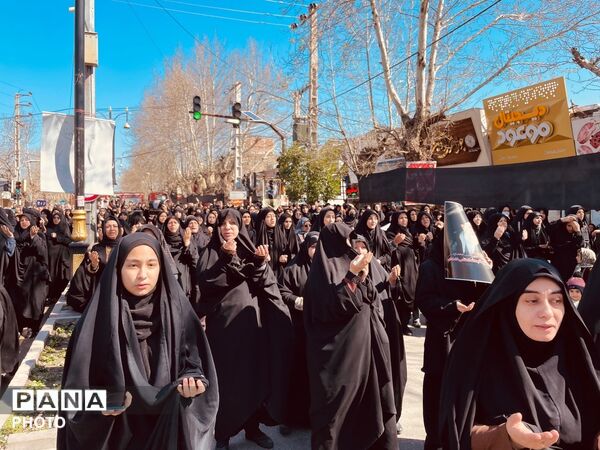 مردم گالیکش کفن پوش به میدان آمدند