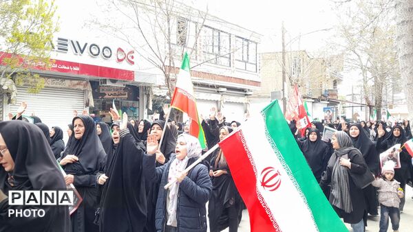 چهل روز تنهایی پس از شهادت امام انقلاب؛ مردم اسدآباد همچنان در صحنه