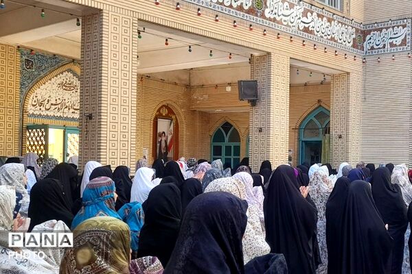  نماز عید قربان در شهرستان ورامین به امامت امام جمعه