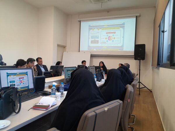 کارگاه توانمندسازی مدیران در ناحیه سه مشهد مقدس