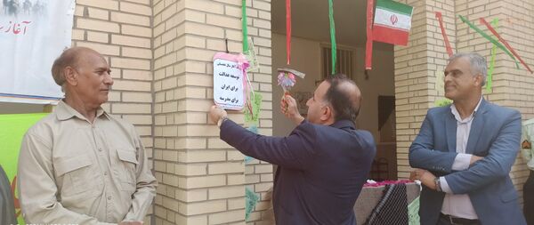 زنگ دانایی و عدالت آموزشی در مدارس رودان نواخته شد