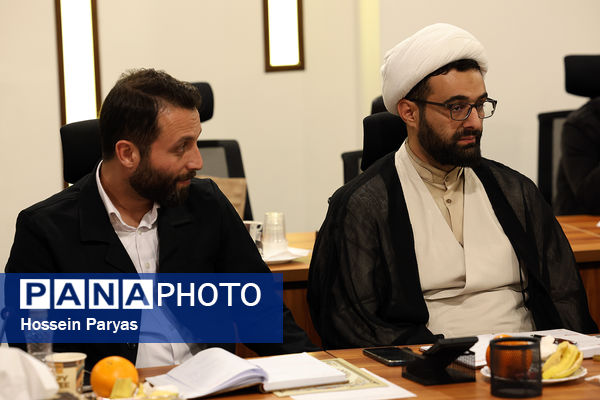 نشست اعضای شورای اندیشه‌ورز اوقات فراغت دانش‌آموزان