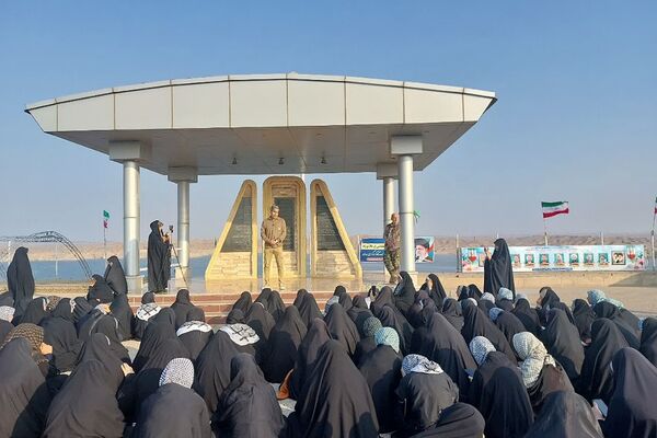 حضور دانش‌آموزان بسیجی ناحیه 2 شهرری در اردوی راهیان نور 
