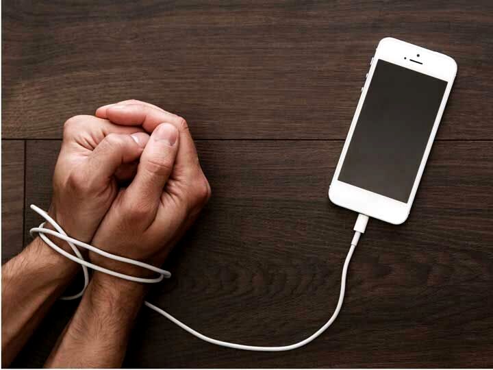 استفاده دانش‌آموزان از فضای مجازی به صورت مفرط، رفتاری اعتیادی است