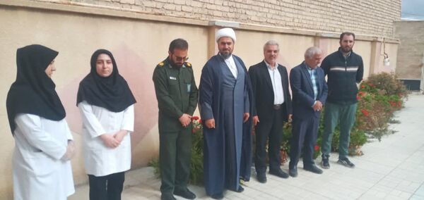 تقدیر امام جمعه سملقان از پرستاران شهر قاضی و شهر آوا 