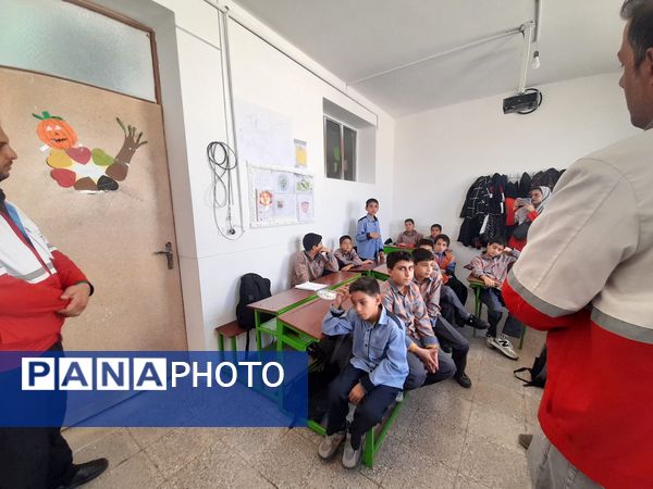 اجرای طرح ماهر در مدرسه دهخدا