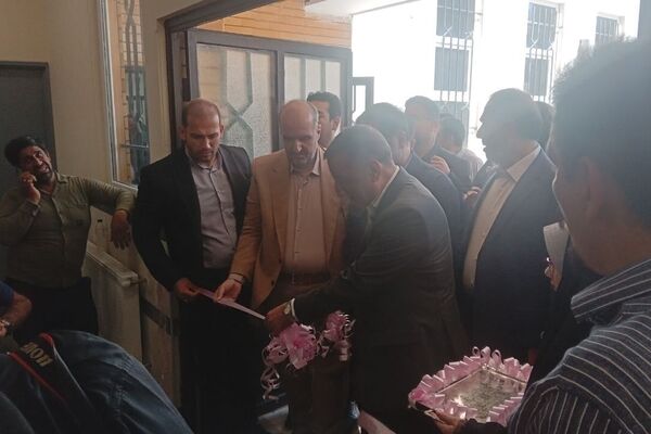 ایستادگی در برابر زورگویان نیازمند تجهیز به سلاح دانایی است