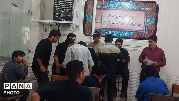 جلسه توجیهی امتحانات نهایی ویژه یازدهم و دوازدهمی های دبیرستان شاهد ابوذر غفاری 