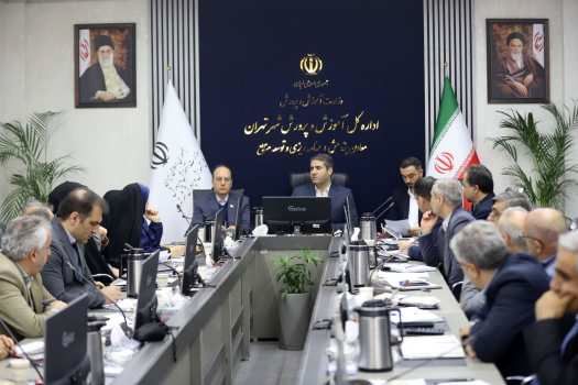 عملکرد حرفه‌ای و اتخاذ تصمیمات درست مبتنی بر نیازهای واقعی جامعه دو محور اصلی توسعه آموزش است