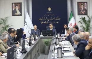 عملکرد حرفه‌ای و اتخاذ تصمیمات درست مبتنی بر نیازهای واقعی جامعه دو محور اصلی توسعه آموزش است