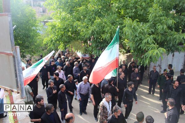 خاکسپاری دو شهید جنگ سوم در گلزار شهدای روستای فردو