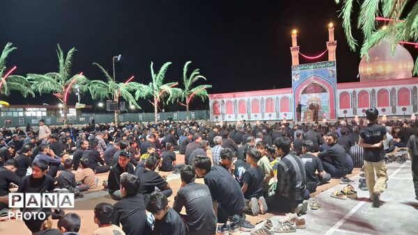 برگزاری مراسم شب هفتم محرم در روستای حاجی آباد