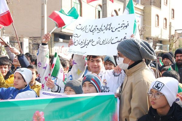 راهپیمایی ۲۲ بهمن در قیامدشت