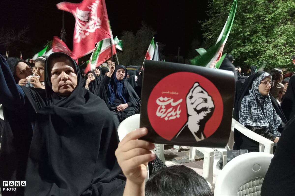 دانش‌آموزان زرقانی؛ میراث‌دار راه رهبر شهید