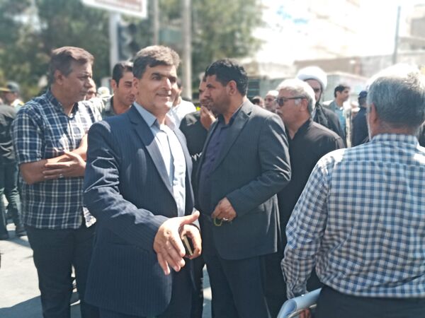 تشییع پیکر پرافتخار شهید علی اکبر صانعی جانباز ۷۰ درصد جنگ تحمیلی