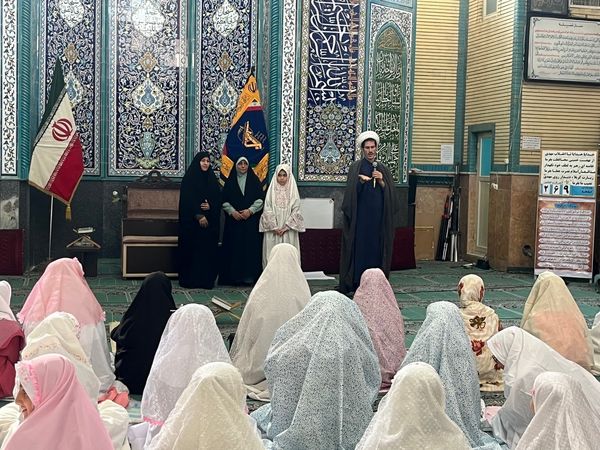 استقبال دانش‌آموزان مدرسه هدی یک از «طرح شمیم»
