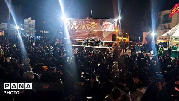 مراسم احیا در اولین شب قدر و هشتمین شب مراسم شهادت ایت الله خامنه ای 