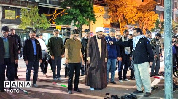 خواندن نماز استغاثه در تجمعات شبانه ملایر