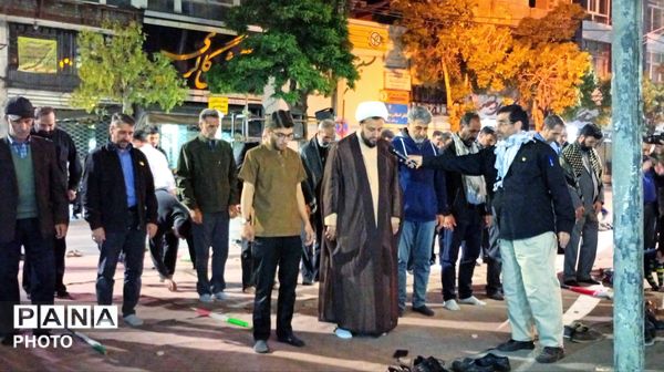 خواندن نماز استغاثه در تجمعات شبانه ملایر