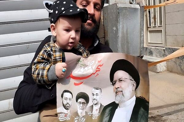 وداع تاریخی مشهدی‌ها با خادم‌الرضا؛ شهید جمهور