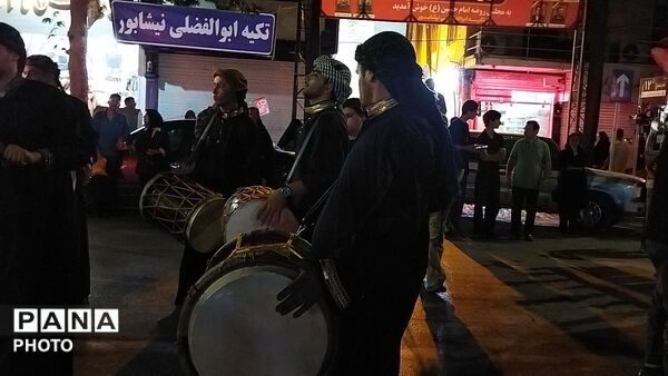 گذری بر اجرای گروه غم نوازان نینوا در شب صد و چهل و چهارم از اجتماعات مردمی 