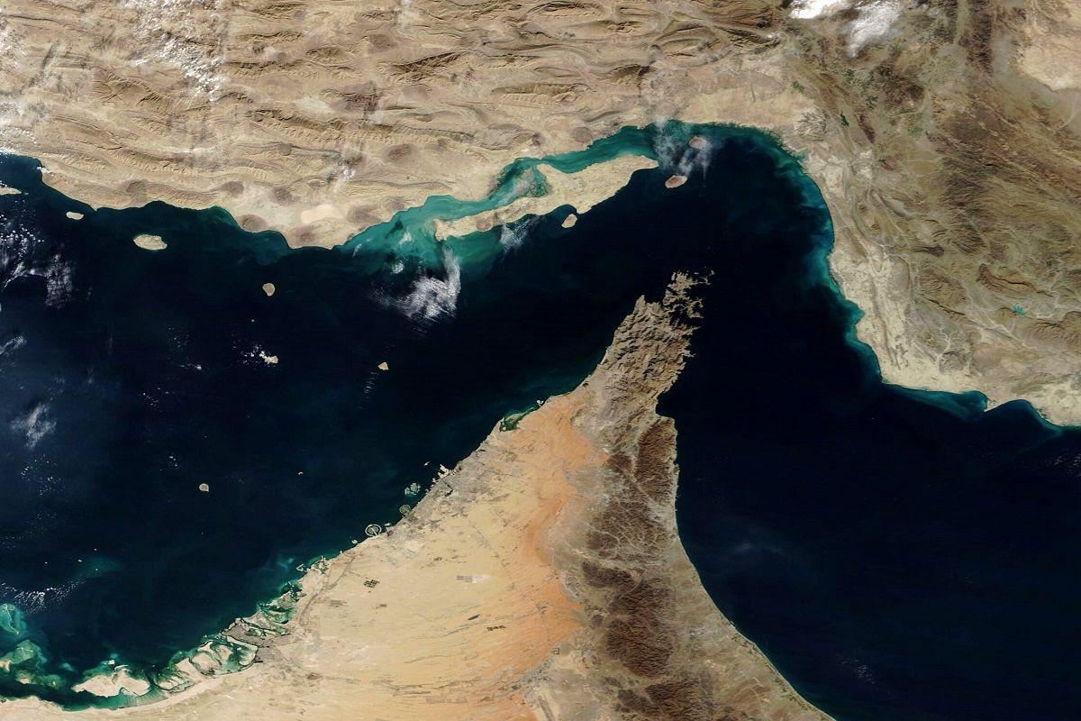 وضعیت تنگه هرمز به‌طور قاطع و مسلط در کنترل نیروی دریایی سپاه قرار دارد