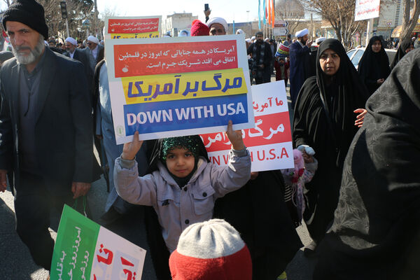 جلوه‌های حضور نوجوانان در راهپیمایی شکرانه پیروزی غزه