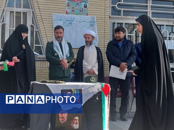 یادبود شهدای دانش‌آموز در منطقه رضویه