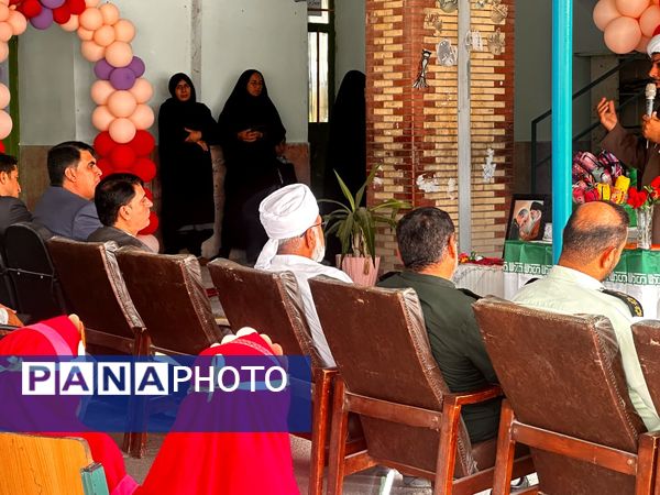 جشن شکوفه‌ها و طنین زنگ مهر در مدرسه فاطمه‌ الزهرا شهرستان جاسک