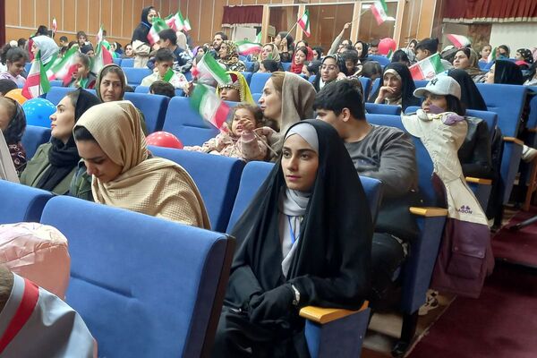 برگزاری جشنواره فرهنگی- تربیتی، هنری خانواده بزرگ کانون ملائک قرچک