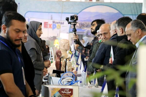 حال و هوای روز دوم نمایشگاه پژوهش و فناوری مشهد