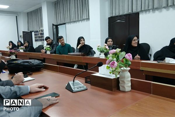 نشست صمیمی مشاوران و مربیان جدیدالاستخدام به مناسبت هفته امور تربیتی