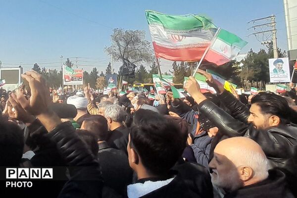 بیعت مردم ولایتمدار نسیم‌شهر با حضرت آیت‌الله سید مجتبی حسینی خامنه‌ای