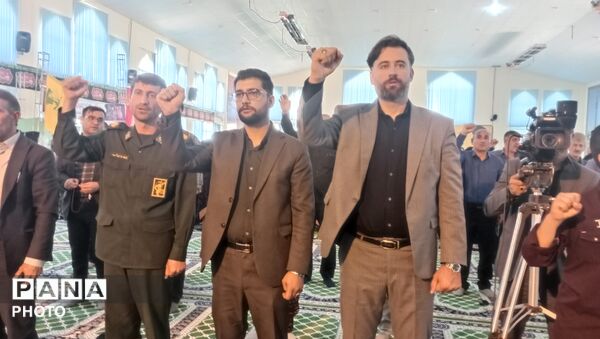 نماز جمعه پاتاوه ؛ میعادگاه عبادت و سیاست