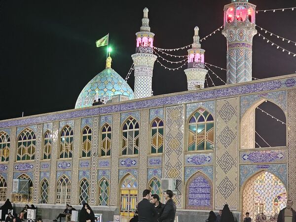مراسم احیاء شب نوزدهم ماه مبارک رمضان(لیالی قدر) در نجف ایران
