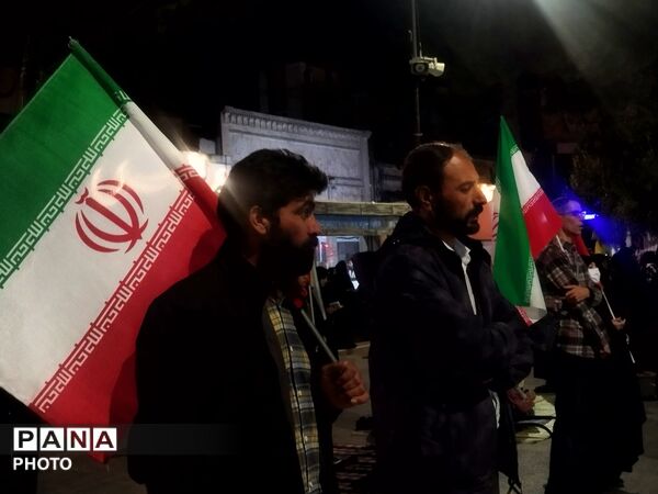 تداوم حضور مردم نیشابور در دویست‌وسی‌امین شب از شهادت قائد امت 
