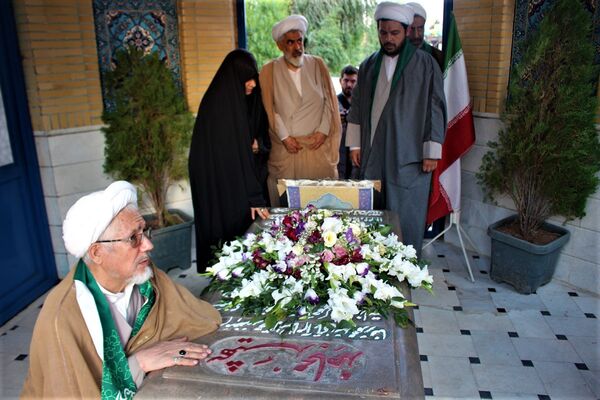 آیین سالگرد شهید آیت الله سعیدی و شهدای سادات استان قم 