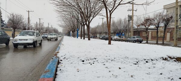 لردگان میزبان اولین برف زمستانی 