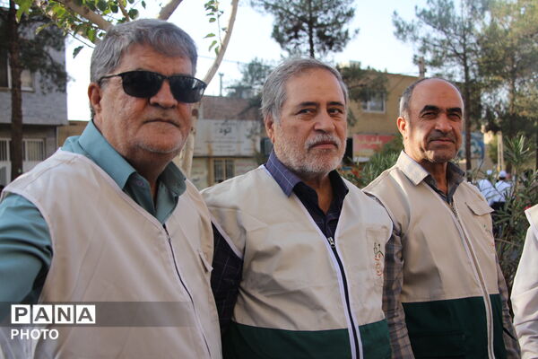 خادمیاران رضوی پای کار ایران