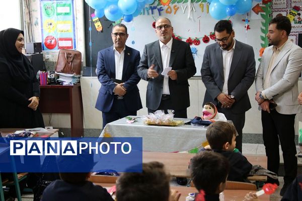 حضور مدیرکل آموزش و پرورش شهرستان‌های تهران در طرح «صدای مدرسه» در چهاردانگه
