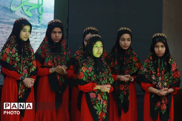 اختتامیه جشنواره‌های گروه‌های نقش‌آفرین فرهنگی هنری بسیج و سرود مقاومت خراسان شمالی 