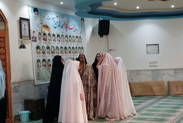 جلسه پرسش و پاسخ معنوی در اعتکاف