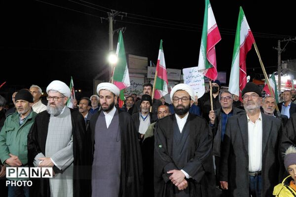 مردم بن تا پیروزی نهایی در خیابان می‌مانند