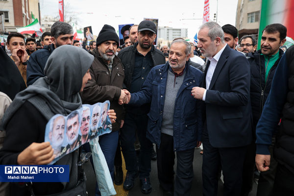 حضور وزیر آموزش و پرورش در راهپیمایی ۲۲ بهمن