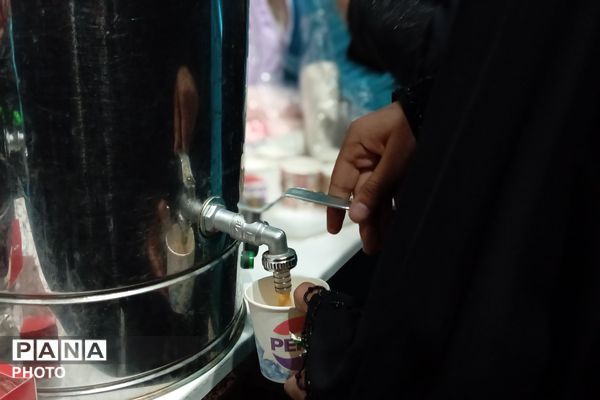 حماسه‌سازان شب در شهر بن 